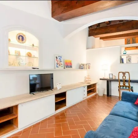 Magnoli&ponte Vecchio アパート *