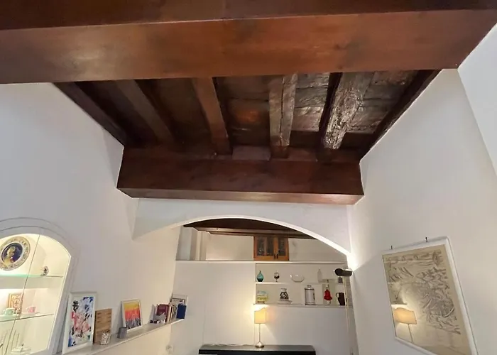 Magnoli&ponte Vecchio * Florence